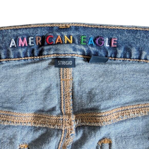 American Eagle Pride Strigid Ripped Low-Rise Baggy Flare X-Short Jeans 8 - Picture 6 of 10